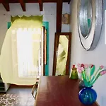 Large Flat Old Town Apartman