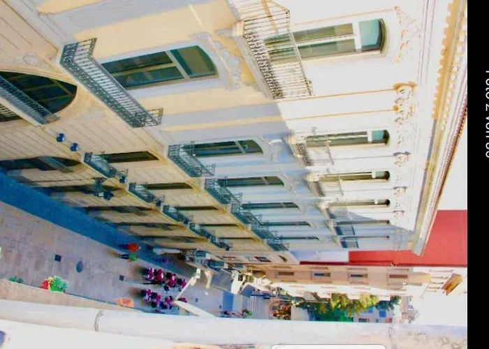 Large Flat Old Town Alicante