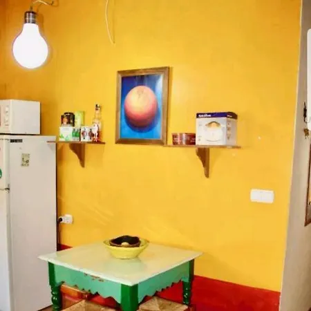 Large Flat Old Town Apartment